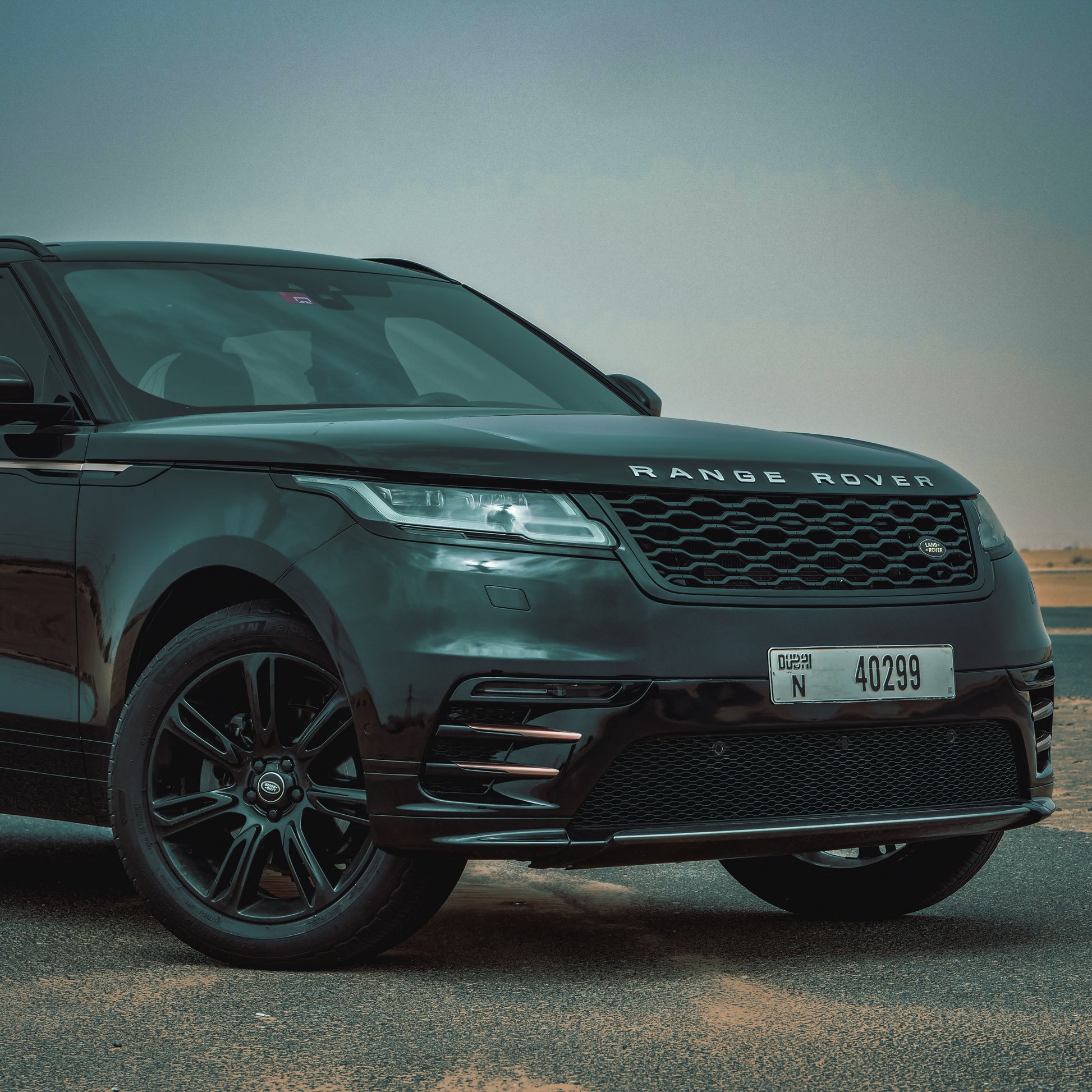 Range Rover Velar 2020 - Top 10 Rent A Car