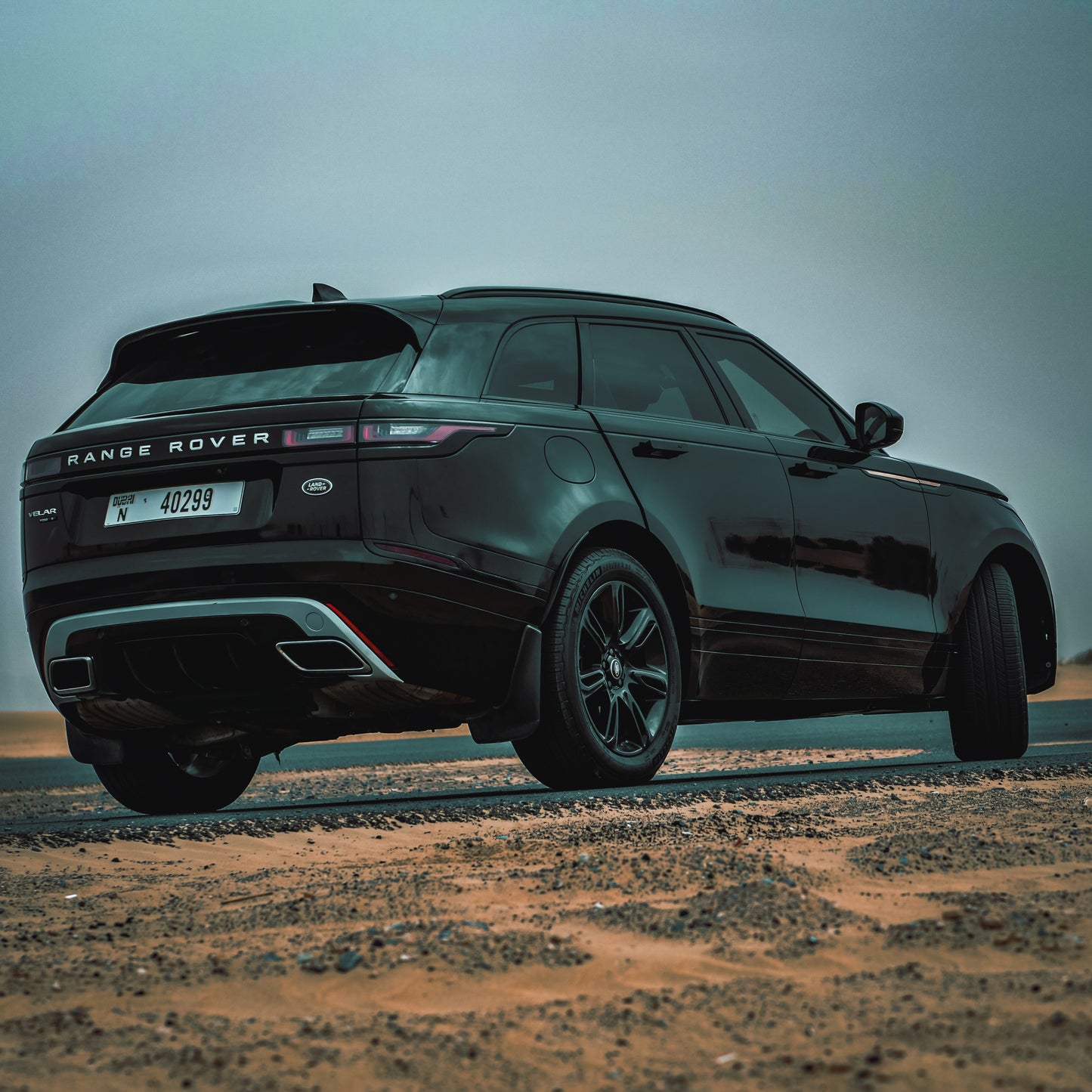 Range Rover Velar 2020 - Top 10 Rent A Car