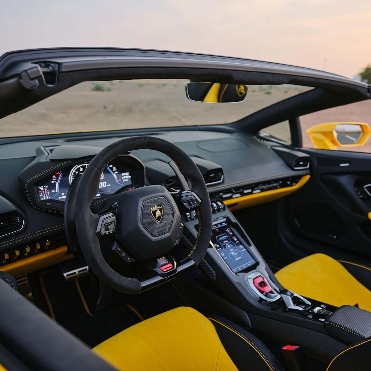 Lamborghini Huracan Evo Spider 2021 ( Yellow ) - Top 10 Rent A Car