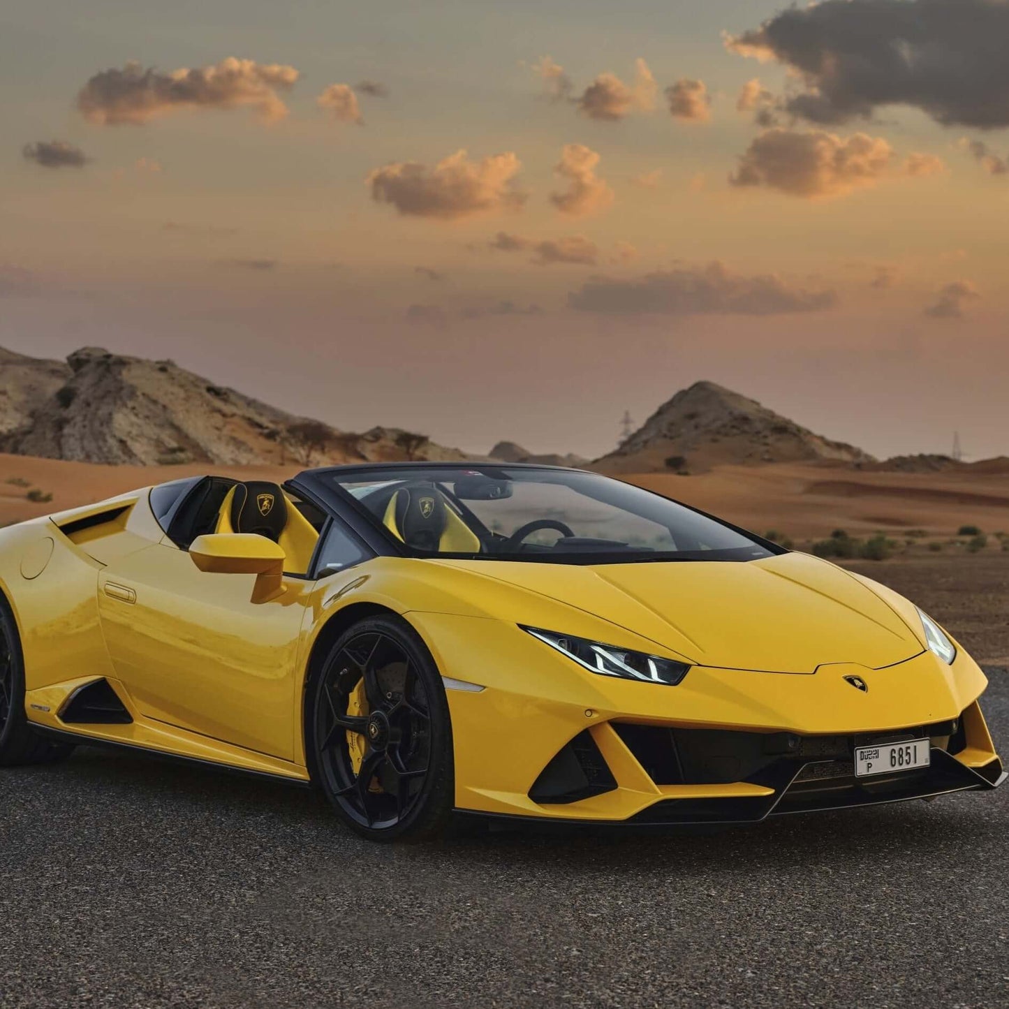 Lamborghini Huracan Evo Spider 2021 ( Yellow ) - Top 10 Rent A Car